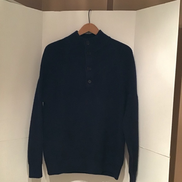 Banana Republic Men's Knit Sweater - Picture 1 of 5